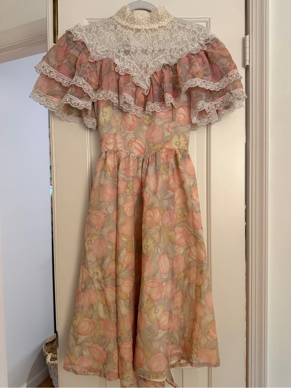 Gunne Sax by Jessica McClintock Vintage 80s Pink Floral Lace Ruffle Dress-Sz 9
